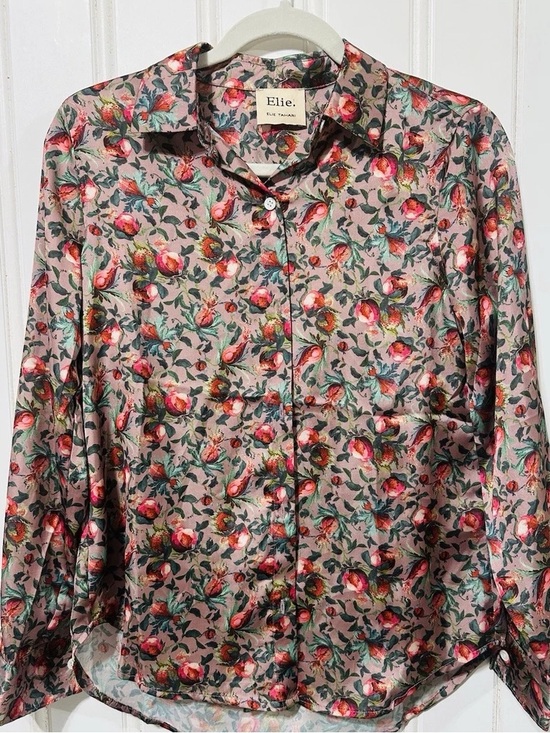 Elie Tahari Tops - Elie Tahari Pink Floral Button-Down Blouse